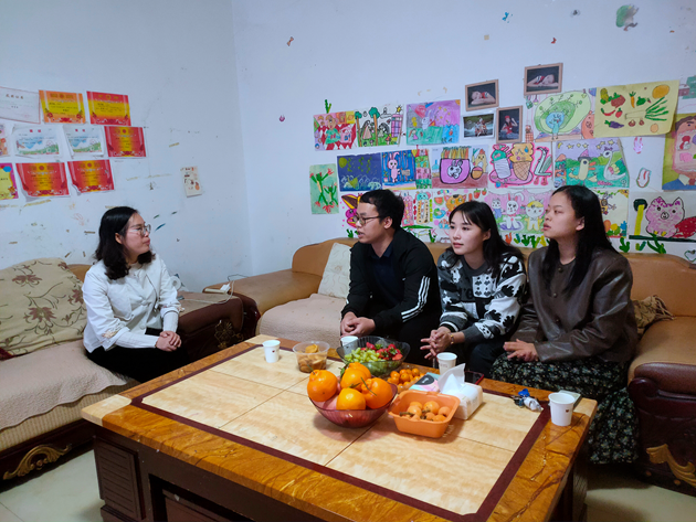 1680531042403615.png 高二5班家访.png