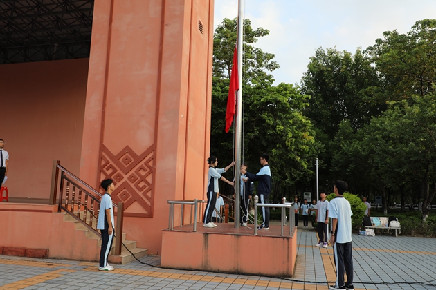 1756714200337848.jpg 103.jpg